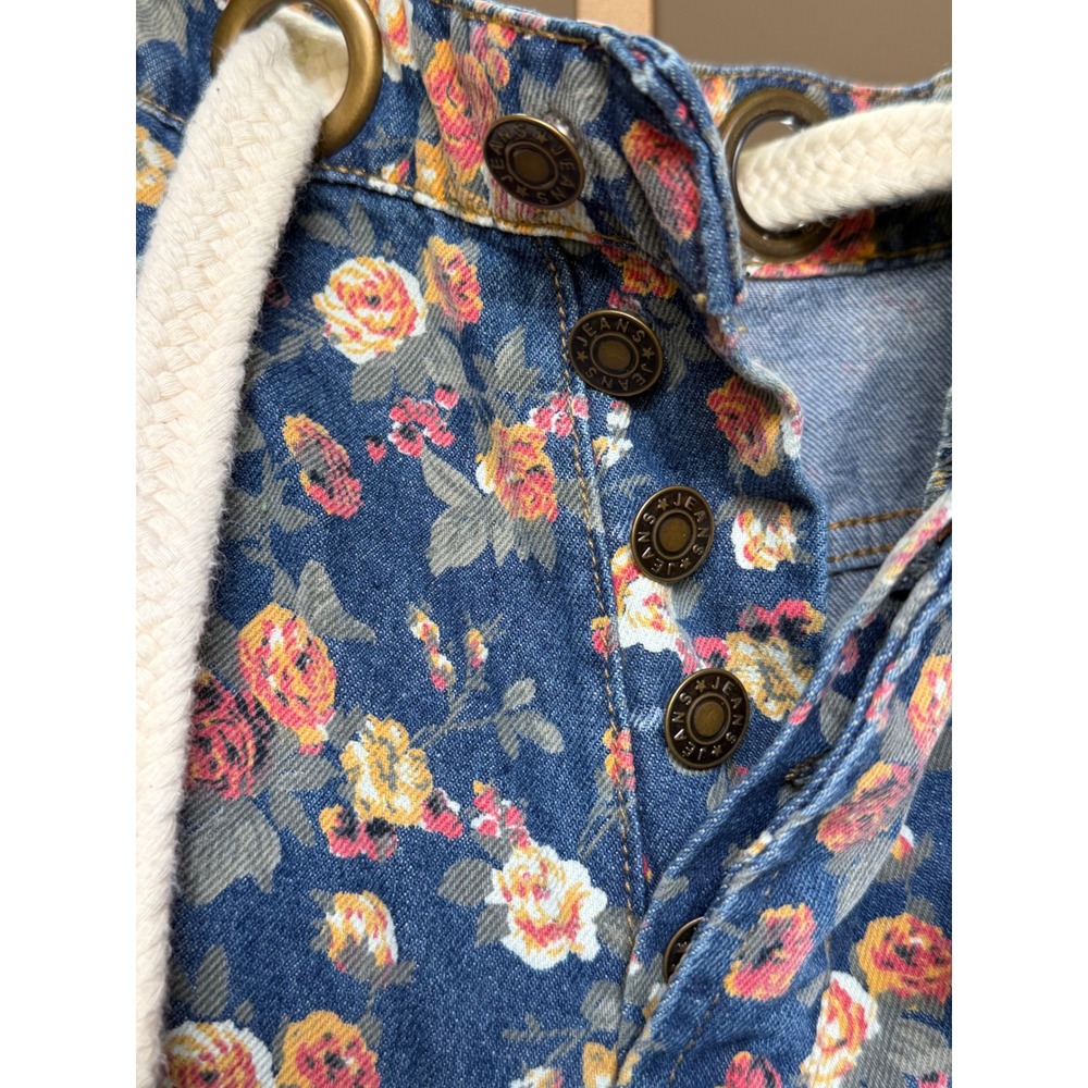⨠MIX & MATCH â 3 FOR $75! â¨
Refresh your closet and SAVE! đď¸ - Picture 5 of 8